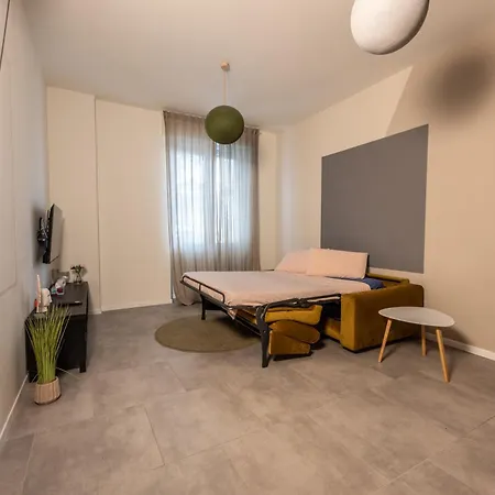 Rosa Di Appartamento *