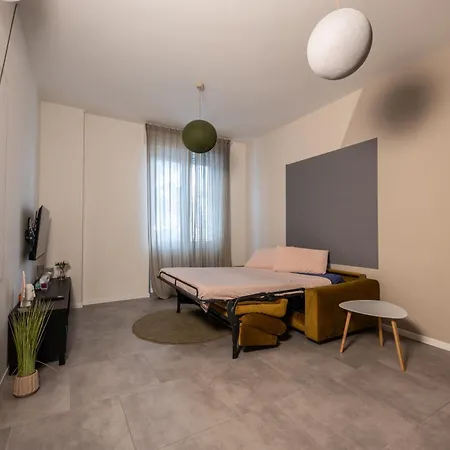 Rosa Di Apartment